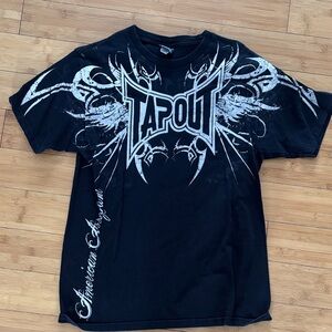 Tapout Black and White Graphic Tee Large